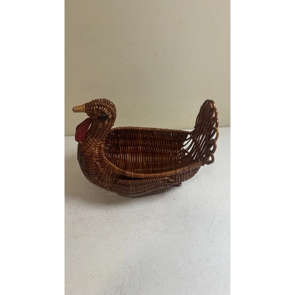 Vintage Turkey Wicker Bread Basket Woven Thanksgiving Farmhouse Centerpiece
